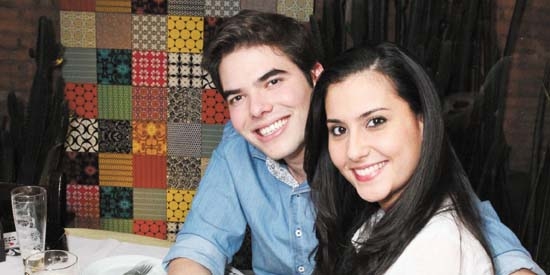 Rafael Romualdo e Thais Franco, em point da cidade